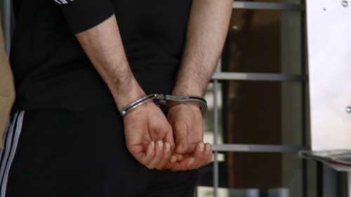 Παρέμβαση Βουρλιώτη για το κύκλωμα των εφοριακών με τους εκβιασμούς - Δεσμεύονται τα περιουσιακά στοιχεία τους