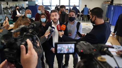 &quot;Πληρωμένη απάντηση&quot; Ανδρουλάκη στην ξαφνική επίθεση από τον ΓΑΠ: Εγώ δεν θα σας πω γιατί να μην ψηφίσετε τον Παπανδρέου...