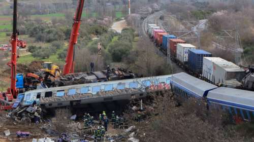 Τέμπη: Ο Ψαρόπουλος βάζει στο στόχαστρο Καραμανλή και Τριαντόπουλο - &quot;Να αποδοθούν ποινικές ευθύνες όσο ψηλά και αν φτάνουν&quot;