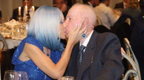 Νέα έξοδος για τον Κωνσταντίνο Πλεύρη και την Τζόρτζια Σιακαβάρα - Τα φιλιά μπροστά στους φωτογράφους [εικόνες]