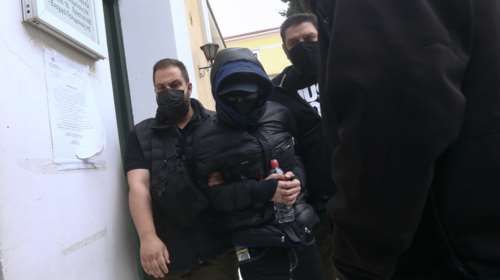 Ραγδαίες εξελίξεις: Συνελήφθη  ο Μένιος Φουρθιώτης στο Περιστέρι