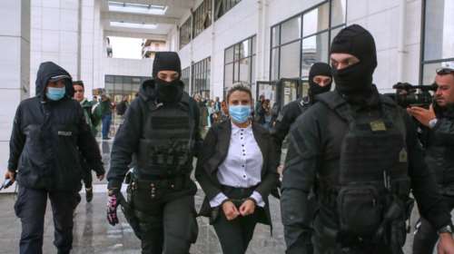 Η Εφη για την επίθεση στην Ιωάννα: Ηθελα να την εκδικηθώ - Η ιδέα για το βιτριόλι μου ήρθε από μία εκπομπή