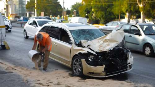 Τροχαίο στον Άλιμο: Ελεύθερος με όρους ο 23χρονος ταξιτζής που έπεσε πάνω στο απορριμματοφόρο