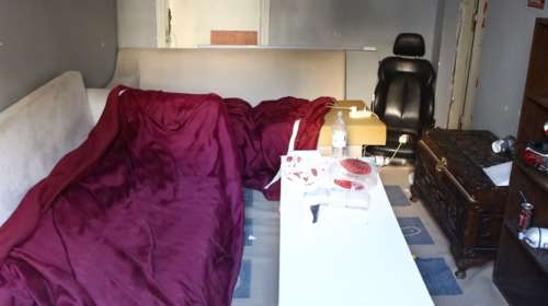 Ίλιον: Αυτό είναι το σπίτι της απόλυτης φρίκης - Οκτώ 15χρονοι βίαζαν συμμαθητή τους