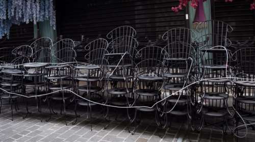 Στα &quot;κάγκελα&quot; οι εστιάτορες: Παραδίδουν τα κλειδιά στο Μαξίμου, έξαλλοι με τον Αδωνι