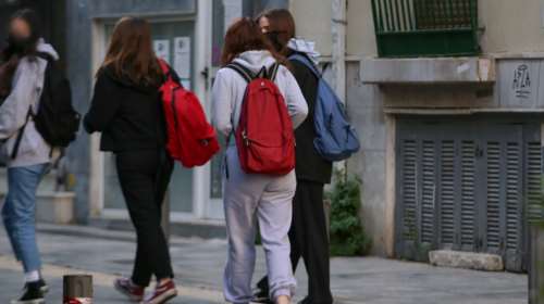 Μετάλλαξη Δέλτα-Σοκάρουν τα στοιχεία: Νόσησαν 30.000 παιδιά σε 60 ημέρες - Αύξηση και στις νοσηλείες