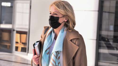 Την Τρίτη στην Ολομέλεια της Βουλής η άρση ασυλίας της Δούρου