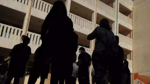 Ηράκλειο: Νέο περιστατικό βίας μέσα σε γυμνάσιο – Εξωσχολικός έδειρε μαθητή