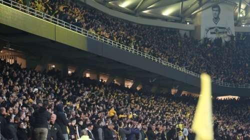 Τραγωδία στο ΟΡΑΡ Arena: Κατέληξε οπαδός που έπαθε ανακοπή μέσα στο γήπεδο - Δεύτερος οπαδός νοσηλεύεται μετά από έμφραγμα