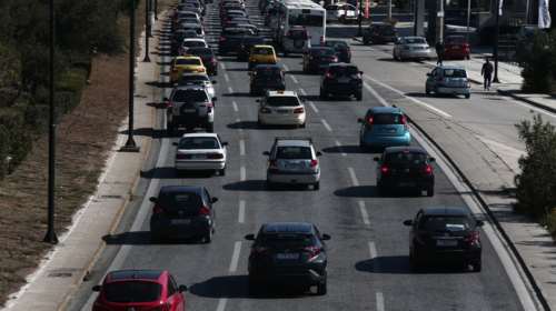 Τροχαίο στη λεωφόρο Βουλιαγμένης: ΙΧ παρέσυρε 14χρονη