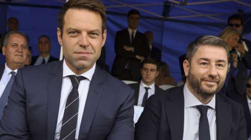 Συνάντηση Κασσελάκη - Ανδρουλάκη στη Βουλή με φόντο τις υποκλοπές