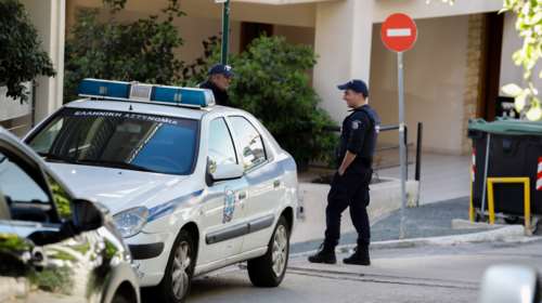 Αρτέμιδα: Επίθεση με γκαζάκι σε καφετέρια - Ζημιές από την έκρηξη [βίντεο]