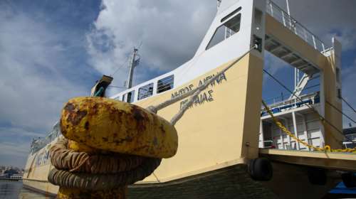 Δεμένα τα πλοία στα λιμάνια την Πρωτομαγιά λόγω 24ωρης απεργίας της ΠΝΟ