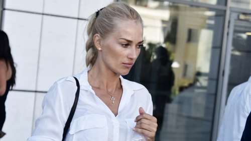 Δολοφονία Μακρή: Ξέσπασε η Βικτώρια Καρύδα στη δίκη που άρχισε - &quot;Ήταν ο καλύτερος άνθρωπος - Ποιος τους πλήρωσε;&quot;