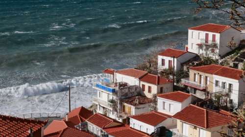Γιατί η στάθμη της θάλασσας υποχώρησε κατά 40 εκατοστά στις ακτές της Λέσβου - Τι λένε οι επιστήμονες