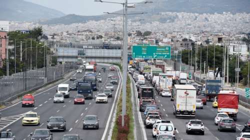 Με προβλήματα η κυκλοφορία στις κεντρικές λεωφόρους της Αθήνας - Πού εντοπίζονται μεγάλες καθυστερήσεις