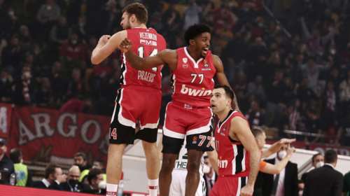 Euroleague: Ερυθρόλευκο πάρτι στο ΣΕΦ - Ο Ολυμπιακός συνέτριψε τον Παναθηναϊκό με 100άρα