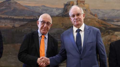 Συγκινημένος ο Κακλαμάνης στην τελετή παράδοσης- παραλαβής: Σας ευχαριστώ για την αγάπη σας και τη σημερινή υποδοχή