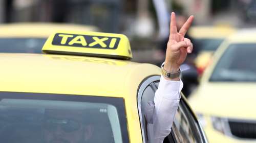 ΣΑΤΑ: Τρίωρη στάση εργασίας των ταξί στον χώρο του Διεθνούς Αερολιμένα Αθηνών