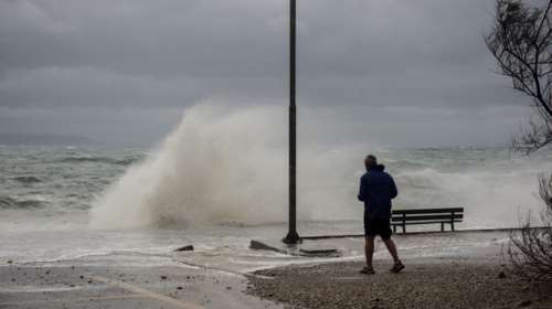 Προειδοποίηση Αρναούτογλου: Προσοχή την Τετάρτη - Ποιες περιοχές θα σαρώσουν σφοδροί άνεμοι, καταιγίδες και χιόνια