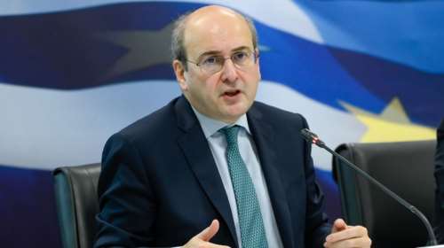 Καρφιά Χατζηδάκη σε Κασσελάκη: Δεν είναι αρχηγός μικρού κόμματος να λέει &quot;χαρίζω οικόπεδα, χαρίζω σπίτια&quot;