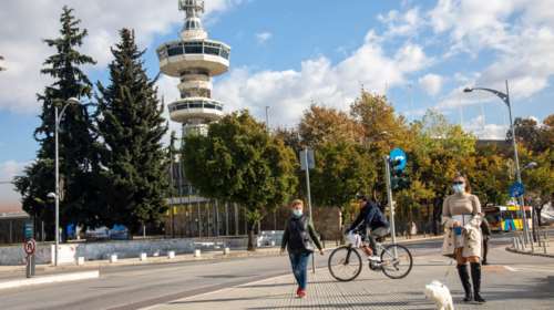 Κορονοϊός: Ξεπέρασαν τα 1.000 νέα κρούσματα Θεσσαλονίκη και Αττική - "Στο κόκκινο" παραμένει η Λάρισα