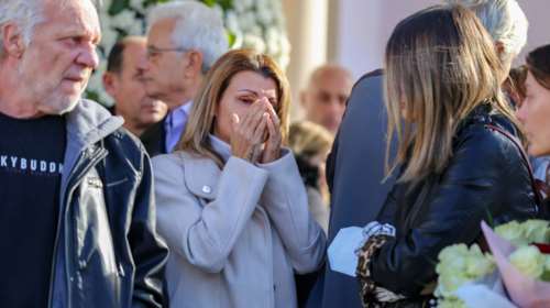 Θρηνεί η μητέρα της 21χρονης Έμμας: Είναι άδικο, το μόνο που θέλω είναι το παιδί μου πίσω