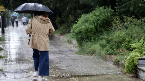 Καιρός: Βροχές και πτώση της θερμοκρασίας σήμερα - Πότε ανεβαίνει ξανά ο υδράργυρος