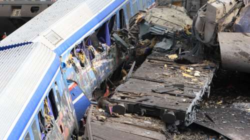 Τέμπη: Μετέφεραν 300 κυβικά  χώμα από το σημείο της τραγωδίας σε ιδιωτικό χωράφι με φορτηγά