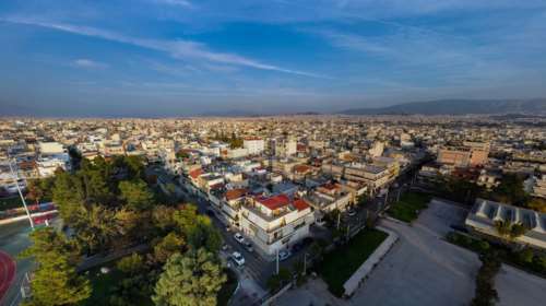 Ακίνητα: Πόσο έχουν φτάσει τα ενοίκια και οι τιμές πώλησης στα νότια προάστια της Αθήνας [πίνακες]
