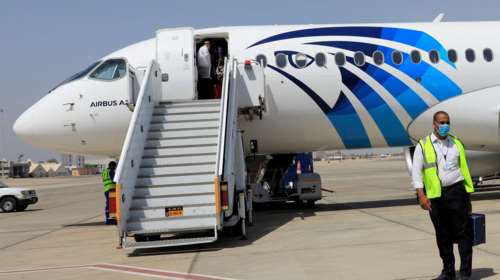 Η Αίγυπτος καλεί τα αεροπλάνα να αποφεύγουν τον ιρανικό εναέριο χώρο - Για στρατιωτικές ασκήσεις κάνει λόγο η Τεχεράνη