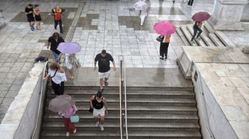 Τι καιρό θα κάνει από αύριο Δευτέρα: Το φθινόπωρο ήρθε για να μείνει - Βροχές και πτώση της θερμοκρασίας