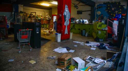 Νέα κατάληψη στο ΑΠΘ από αντιεξουσιαστές: &quot;Καμία καταστολή δεν μπορεί να μας σταματήσει από το να τρυπώνουμε παντού&quot;