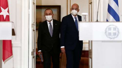 Επικοινωνία Δένδια - Τσαβούσογλου: Η Τουρκία στέλνει δύο πυροσβεστικά αεροσκάφη στην Ελλάδα