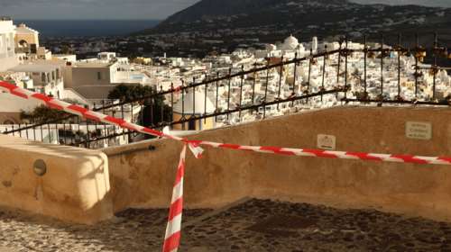 Δύο σεισμοί 4,2 Ρίχτερ μεταξύ Σαντορίνης και Αμοργού - "Το αισιόδοξο σενάριο είναι σεισμός 6 Ρίχτερ", λέει ο Τσελέντης