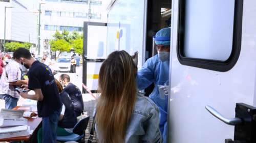 ΕΟΔΥ: Σε αυτά τα 36 σημεία θα γίνονται την Κυριακή δωρεάν rapid test
