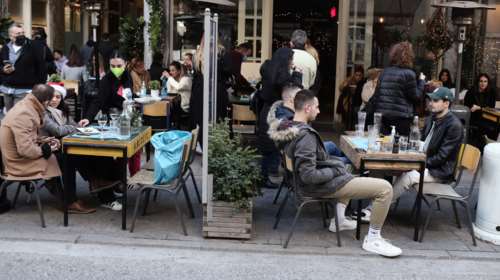 Τα έξι μέτρα για τη στήριξη των εργαζομένων: Αποζημίωση 534 ευρώ, αναστολές εργασίας, τηλεργασία, κυλιόμενο ωράριο