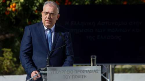 Θετικός στον κορονοϊό ο Τάκης Θεοδωρικάκος: "Ήρθε η σειρά μου"