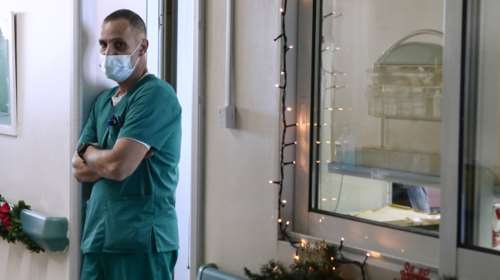 Μετάλλαξη Ομικρον: Αυτά είναι τα καλά νέα από το Λονδίνο - Οι 3 επιφυλάξεις και γιατί "φοβίζει" η Ελλάδα