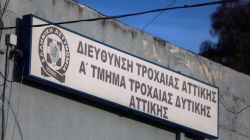 Ρεκόρ τροχαίων παραβάσεων: Για ηχορύπανση και ζώνη ασφαλείας &quot;γράφουν&quot; τους οδηγούς