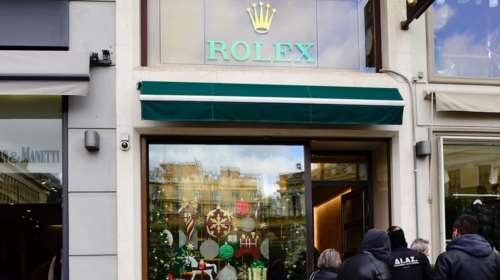Ληστεία στη Rolex: &quot;Χριστουγεννιάτικη παραγγελία&quot; τα πολυτελή ρολόγια - &quot;Μπορεί να τα φορούν ήδη στο χέρι τους...&quot; [Βίντεο]