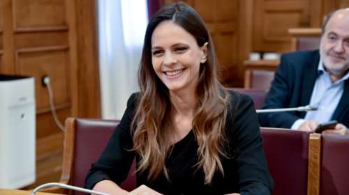 Έφη Αχτσιόγλου: Γράφανε ότι έγινα υπουργός επειδή είχα σχέση με τον Γιώργο Κατρούγκαλο [βίντεο]