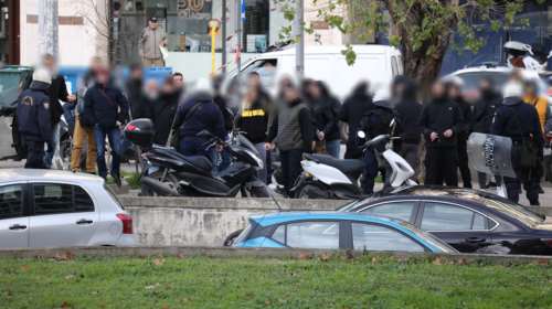 Δίκη Άλκη Καμπανού: Δεν τον χτυπήσαμε, λένε και οι 12 κατηγορούμενοι - Συμπλοκές μεταξύ οπαδών [βίντεο]