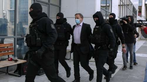 Απίστευτοι διάλογοι Κούγια- Βλάχου στη δίκη Λιγνάδη: &quot;Κάτσε με τον Τριανταφυλλόπουλο...&quot; - &quot;Πήδα τη μάντρα εσύ&quot;