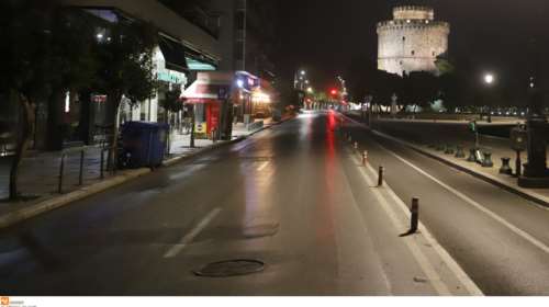 Θεσσαλονίκη: Τι κρίνει την αυριανή απόφαση για ολικό lockdown - &quot;Στο τραπέζι&quot; νέο λουκέτο σε σχολεία και λιανεμπόριο