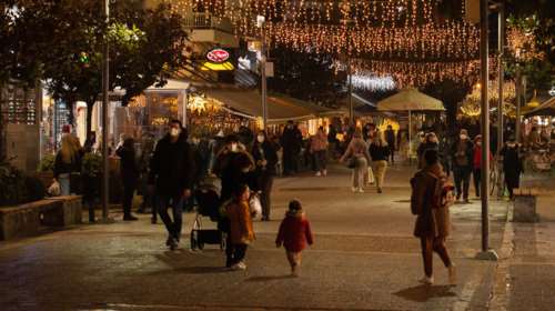 Κορονοϊός: Ίλιγγος από την Όμικρον με νέο &quot;μαύρο&quot; ρεκόρ 28.828 κρουσμάτων - 72 θάνατοι και 620 διασωληνωμένοι