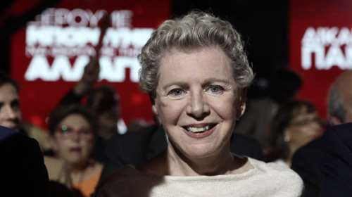 Η Ελενα Ακρίτα θύμωσε με τον Σαββόπουλο που ψηφίζει Νέα Δημοκρατία- Θέλει να του επιστρέψει τον δίσκο που αγόρασε