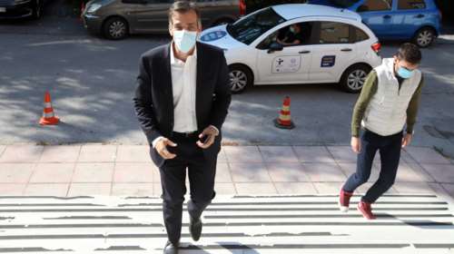 Θέμα ωρών η παραίτηση του Αρκουμανέα από τον ΕΟΔΥ- Σχόλιο &quot;φωτιά&quot; από την εφημερίδα Τα Νέα