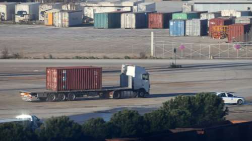 Κατάσχεση μεγάλης ποσότητας κοκαΐνης σε πλοίο ανοιχτά της Γαλλίας με προορισμό τον Πειραιά - 5 συλλήψεις