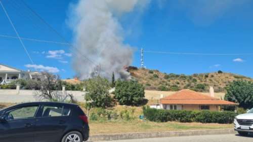 Ναύπακτος: Οριοθετήθηκε η φωτιά που ξέσπασε σε χορτολιβαδική έκταση